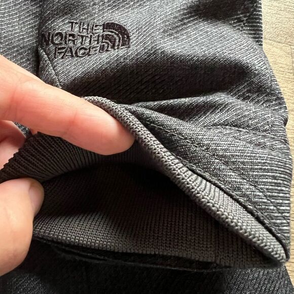 The North Face Primaloft Jacket Gray Women's size XS - Picture 12 of 16
